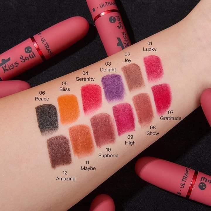 Caja con 12 Labial en barra "Besar almas" variado ULTRAMO