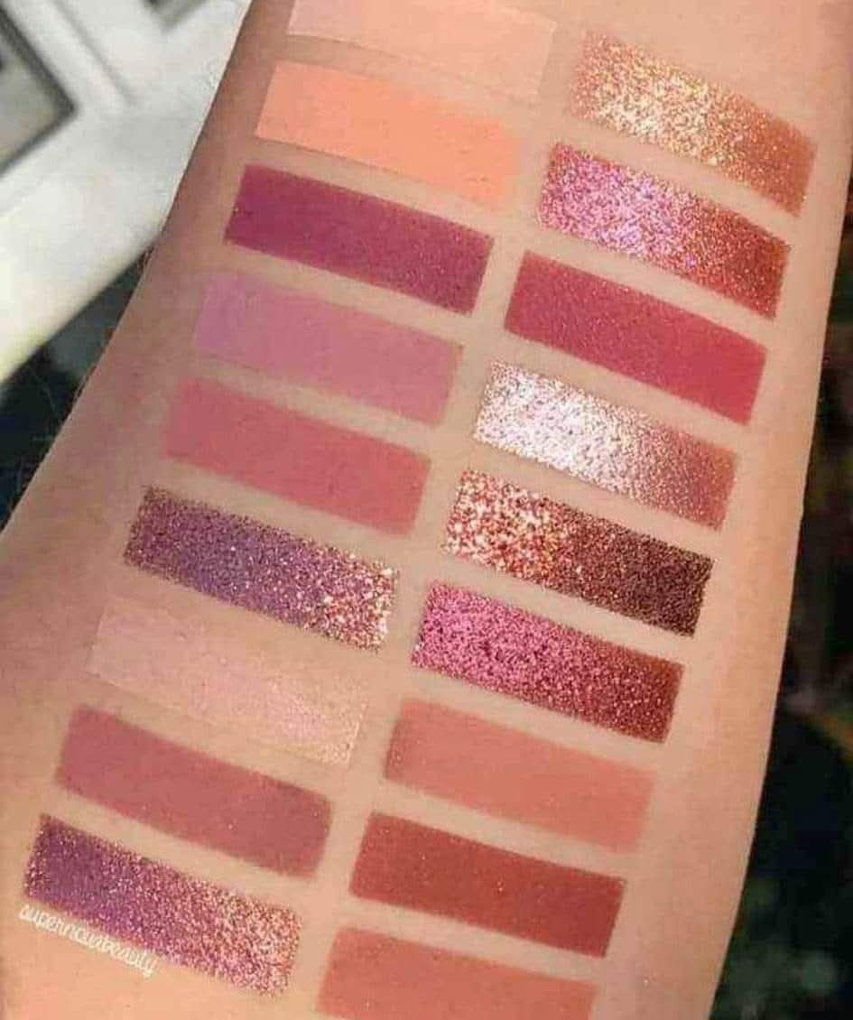 Paleta de Sombras Nude 18 tonos
