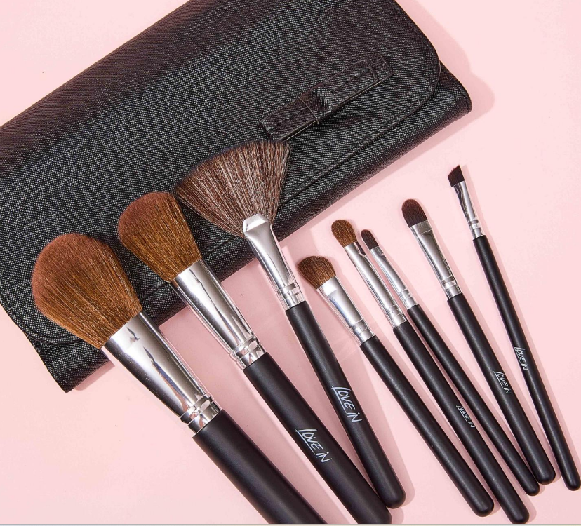 Set de brochas profesionales 8pzs Love in