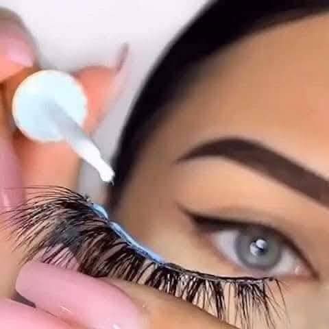 Pegamento transparente con brocha aplicadora marca DUO