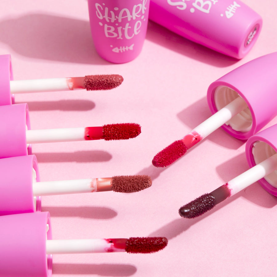 Caja de labial liquido shak ULTRAMO (12 piezas)