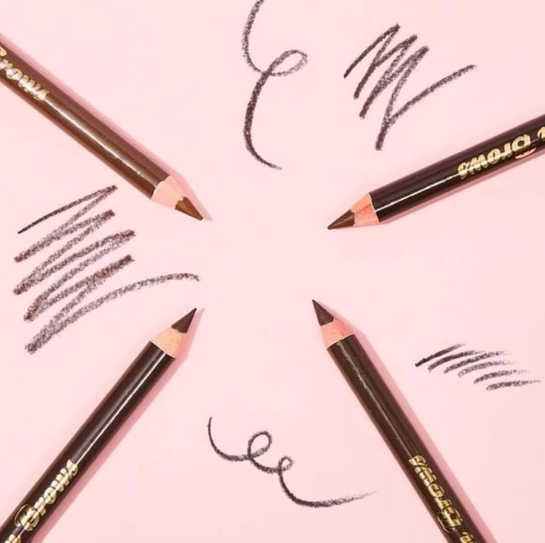 Lapiz para cejas con cepillo difuminador ULTRAMO