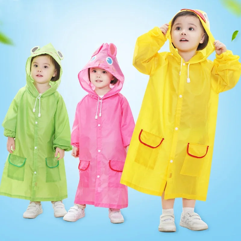 Impermeable infantil figuras kawaii variado