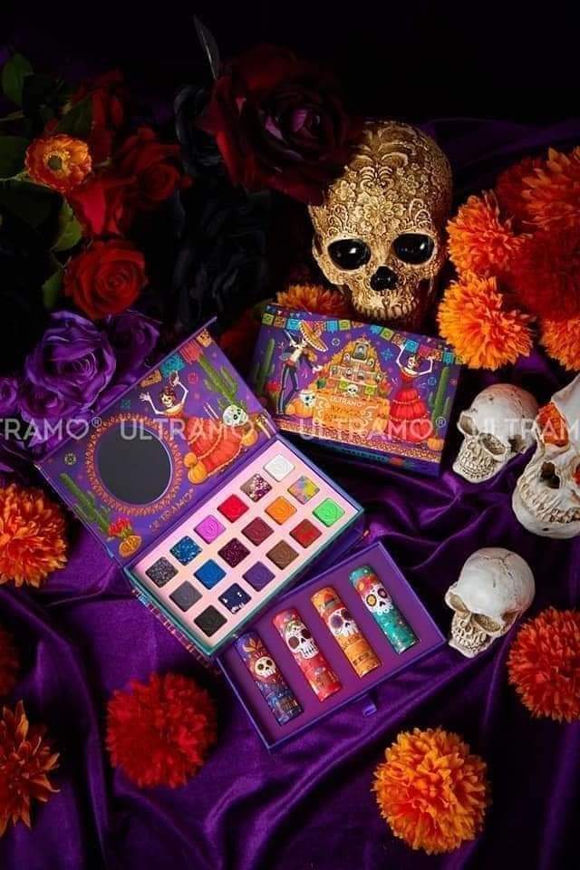 Set labiales y sombras Día de muertos ULTRAMO 💜