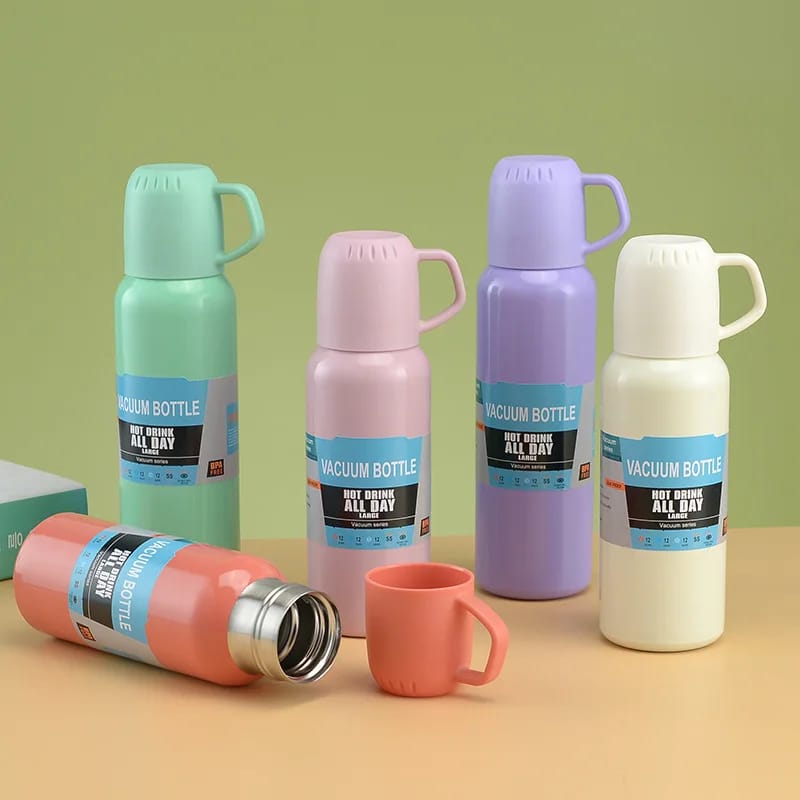 Set Termo con Tazas Plasticas 500 ml Variado