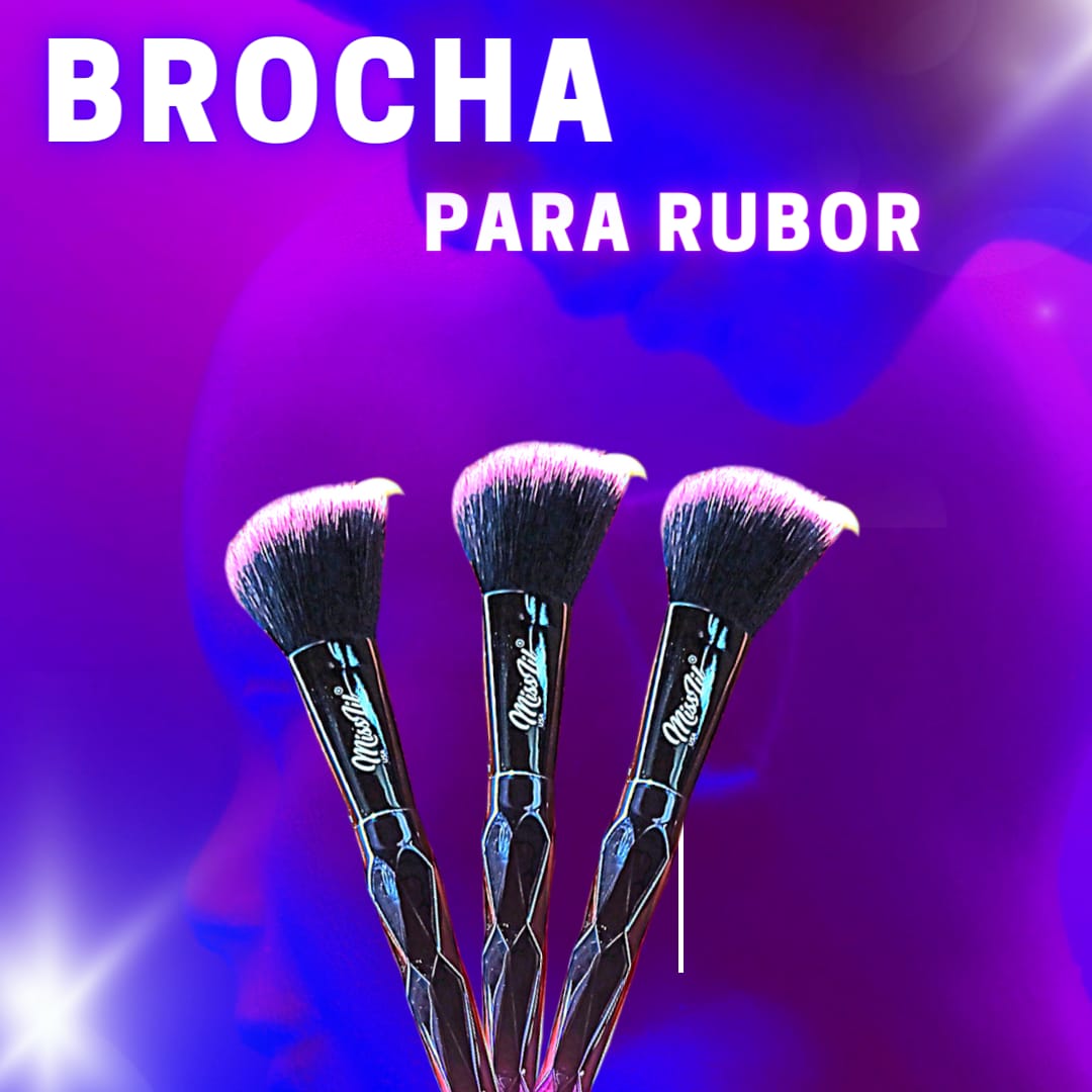 Brocha Diamante Negro para Rubor