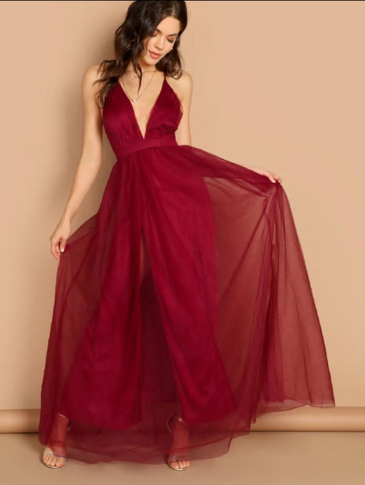 Vestido largo color vino  con tirantes talla chica