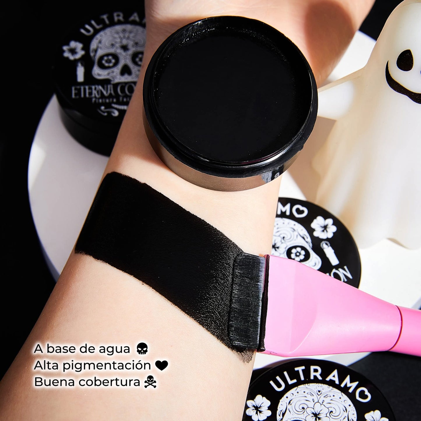 Caja con 12 pintura facial negra Eterna  Conexion ULTRAMO